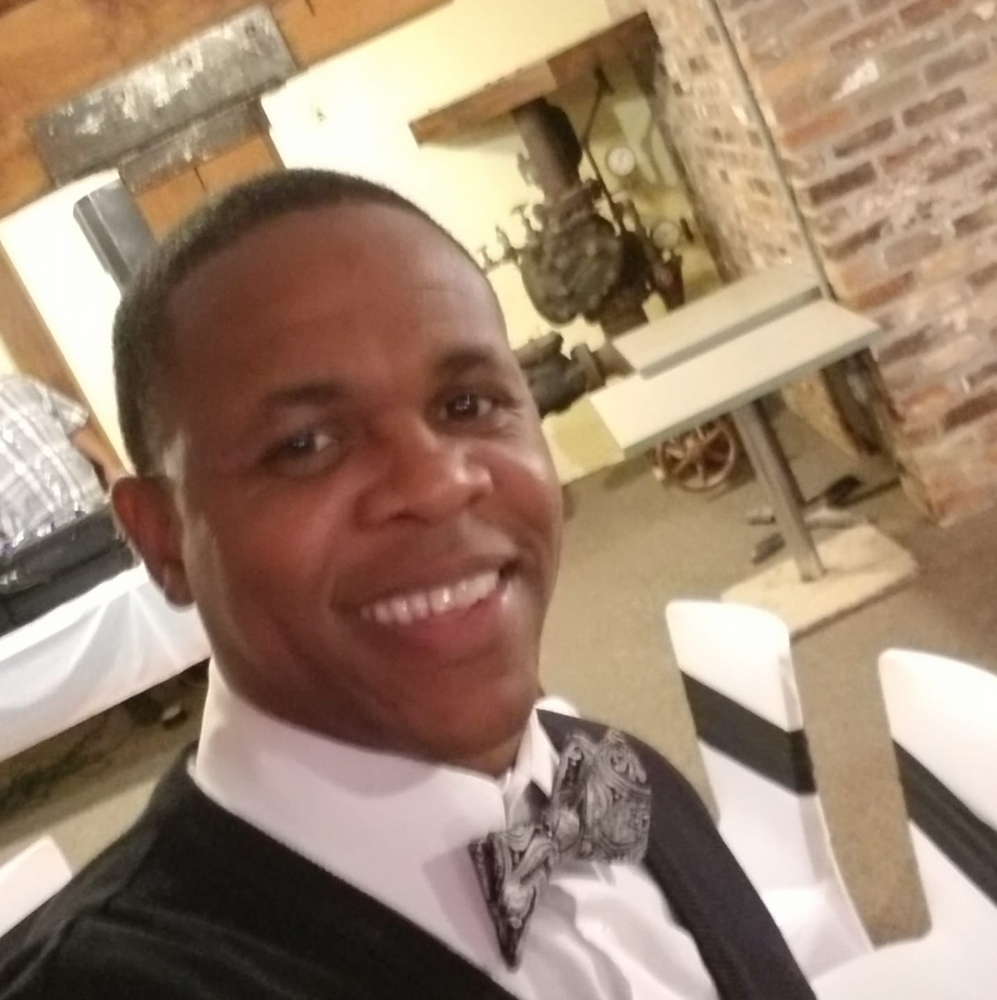 Meet your Posher, Theman